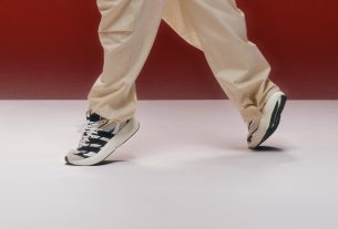 Wiosenne stylizacje ze sneakersami. Na co zwrócić uwagę