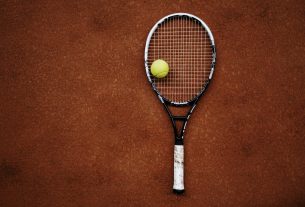 Rodzinne obozy tenisowe – aktywny wypoczynek, który łączy pokolenia